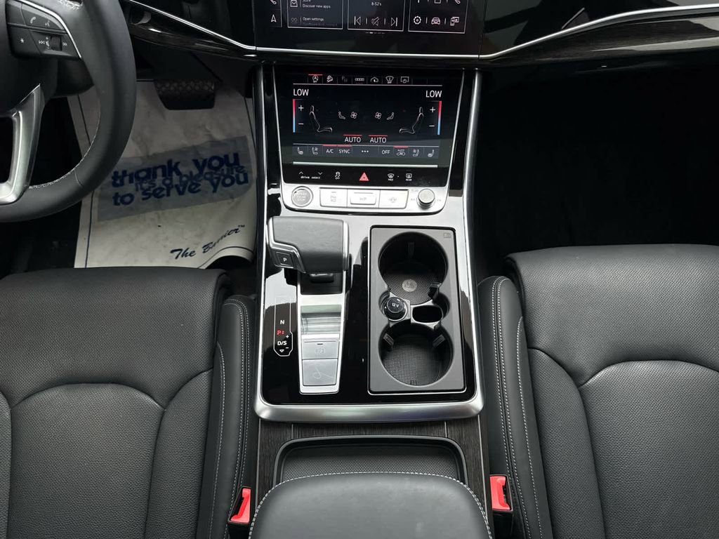 Used 2025 Audi Q7 3.0T Prestige image 31