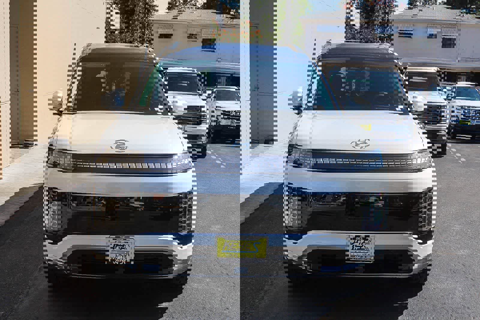 New 2026 Hyundai Ioniq 9 Calligraphy w/ Tow & Go Package AWD/4WD image 2