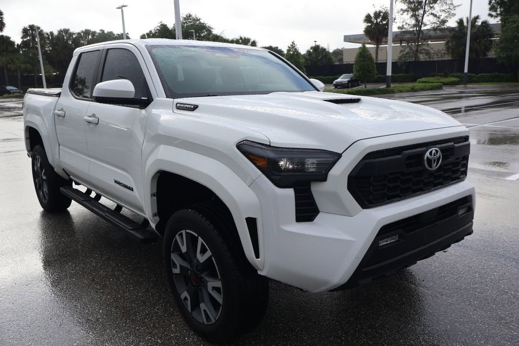 Certified 2025 Toyota Tacoma TRD Sport image 6