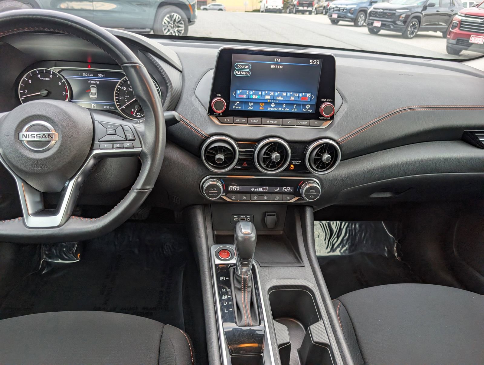 Used 2023 Nissan Sentra SR w/ Electronics Package image 18