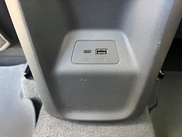 Used 2025 Buick Envision Sport Touring AWD/4WD image 31