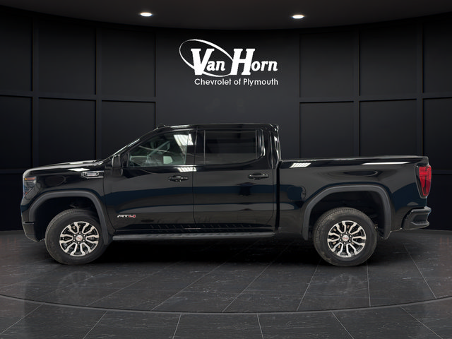 Used 2023 GMC Sierra 1500 AT4 w/ AT4 Premium Package AWD/4WD image 5
