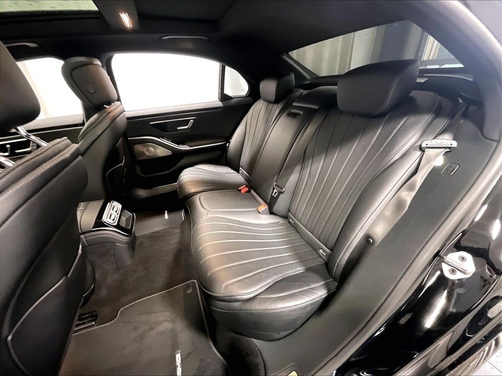 Used 2022 Mercedes-Benz S 500 4MATIC image 15