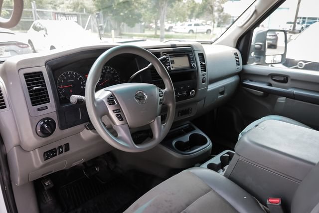 Used 2021 Nissan NV 3500 SV RWD image 16