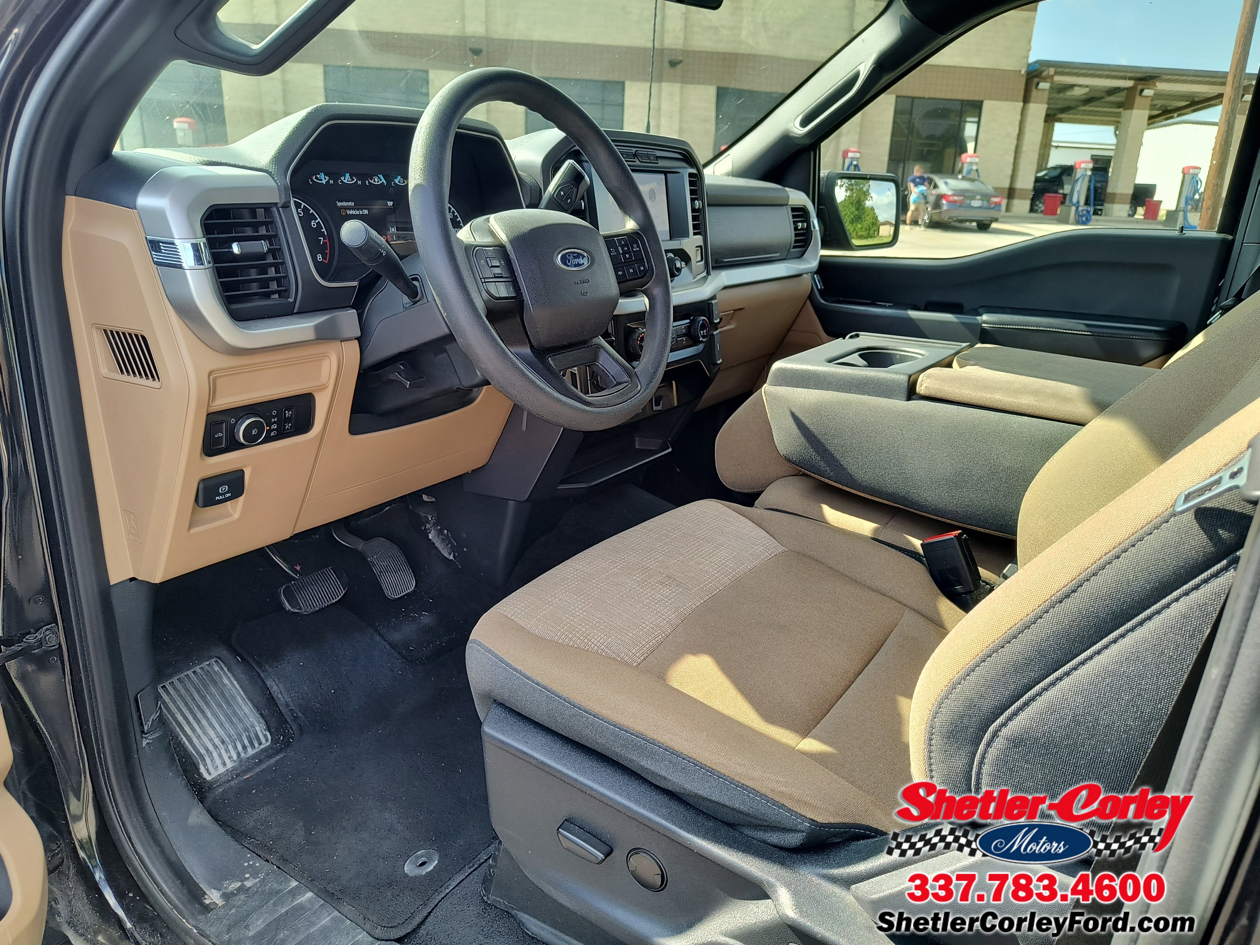 Used 2023 Ford F150 XLT image 2