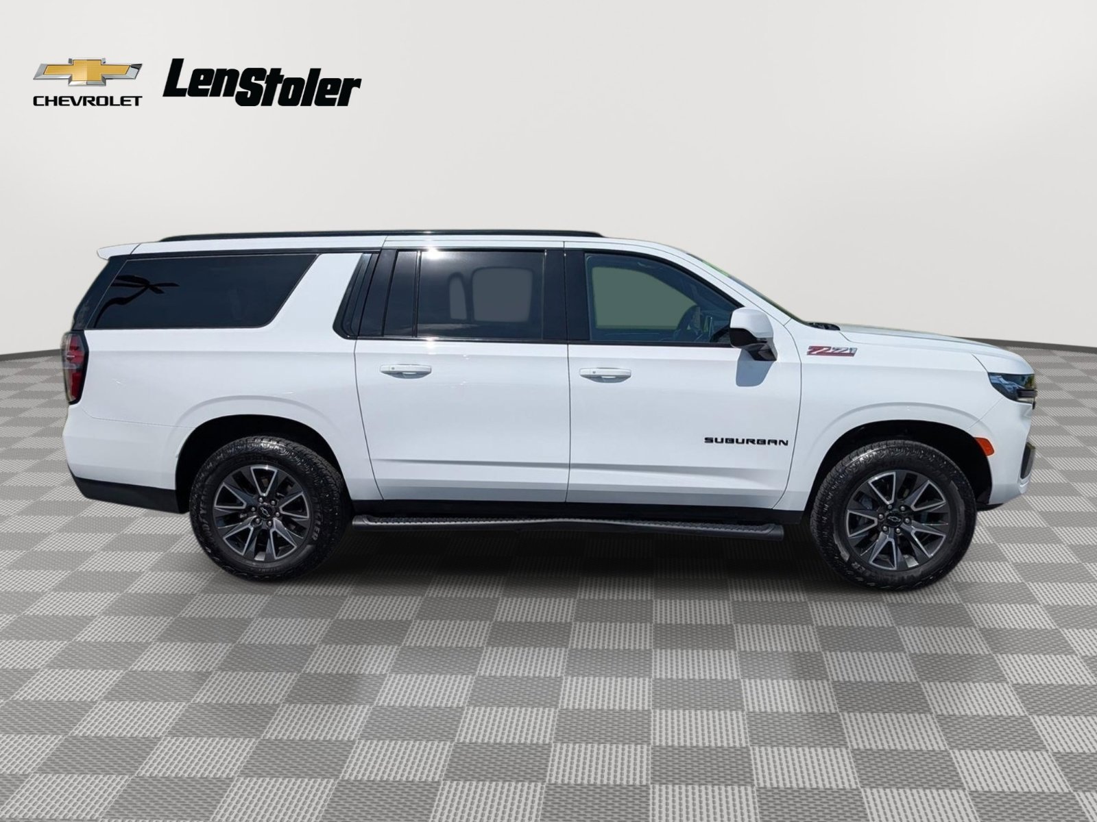 Used 2024 Chevrolet Suburban Z71 AWD/4WD image 6