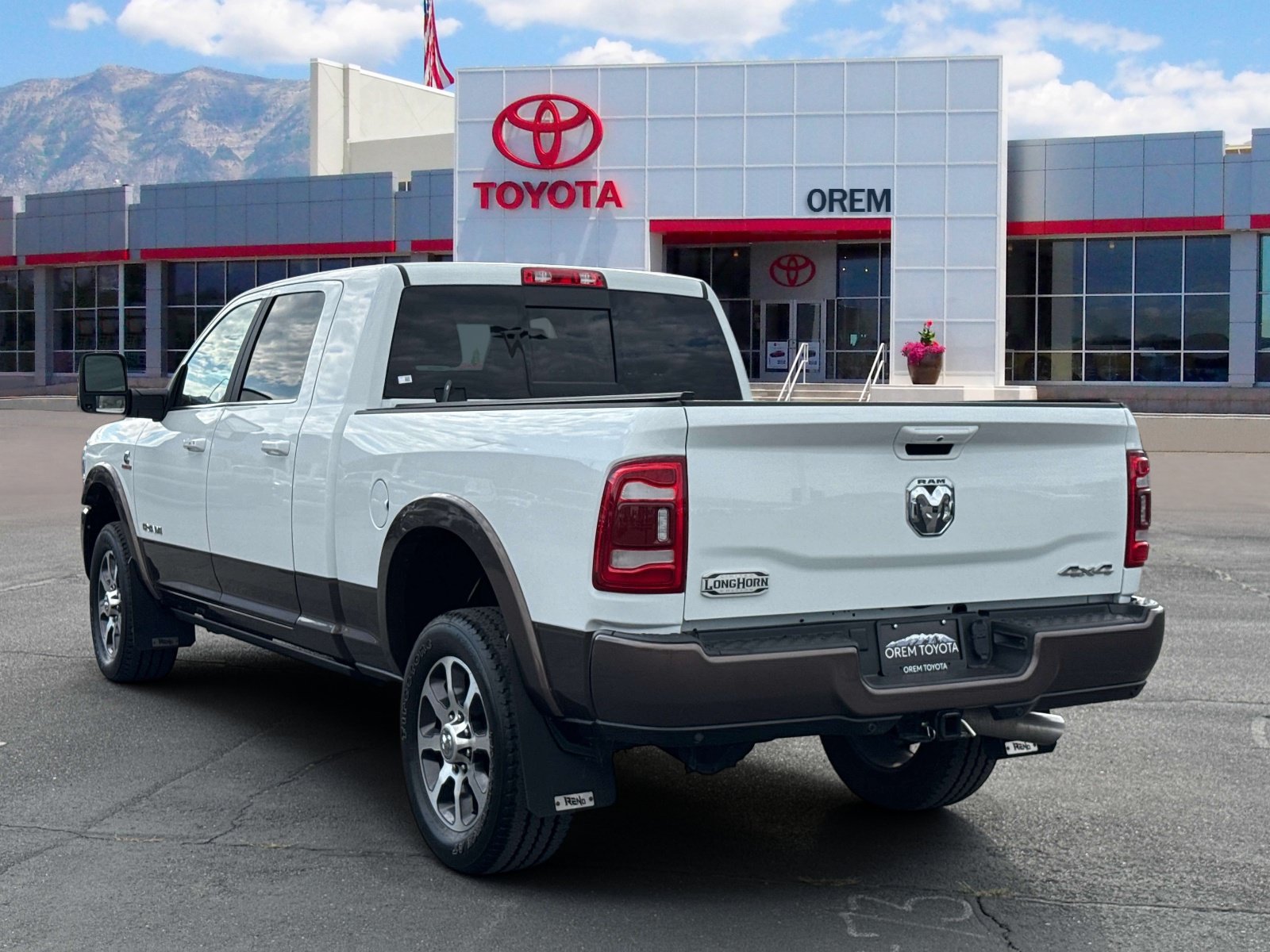 Used 2023 RAM 2500 Limited AWD/4WD image 6