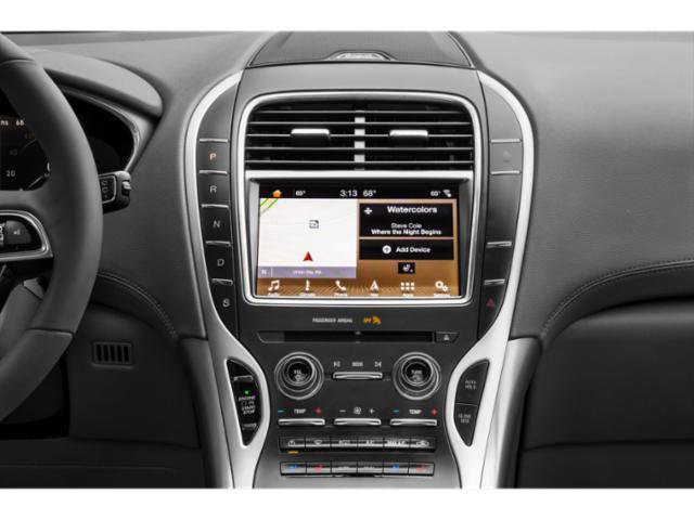Used 2020 Lincoln Nautilus FWD image 10