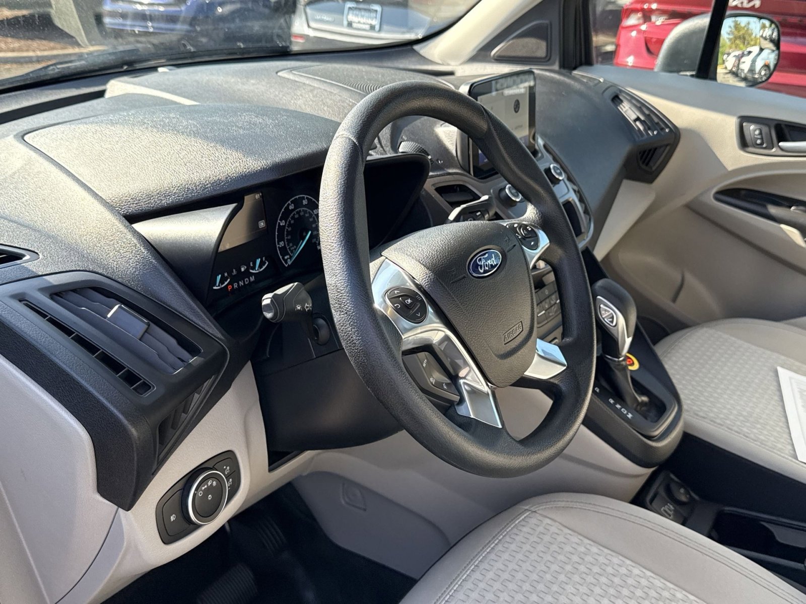 Used 2022 Ford Transit Connect XLT FWD image 16