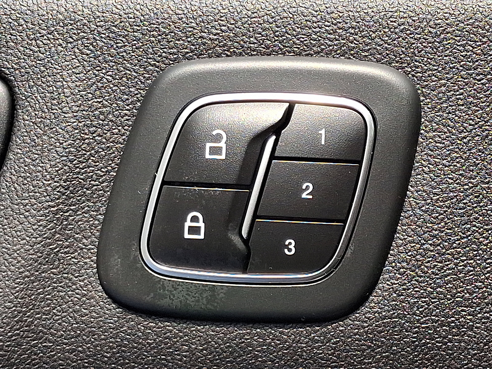 Used 2023 Ford Escape Active w/ Tech Pack #2 image 26