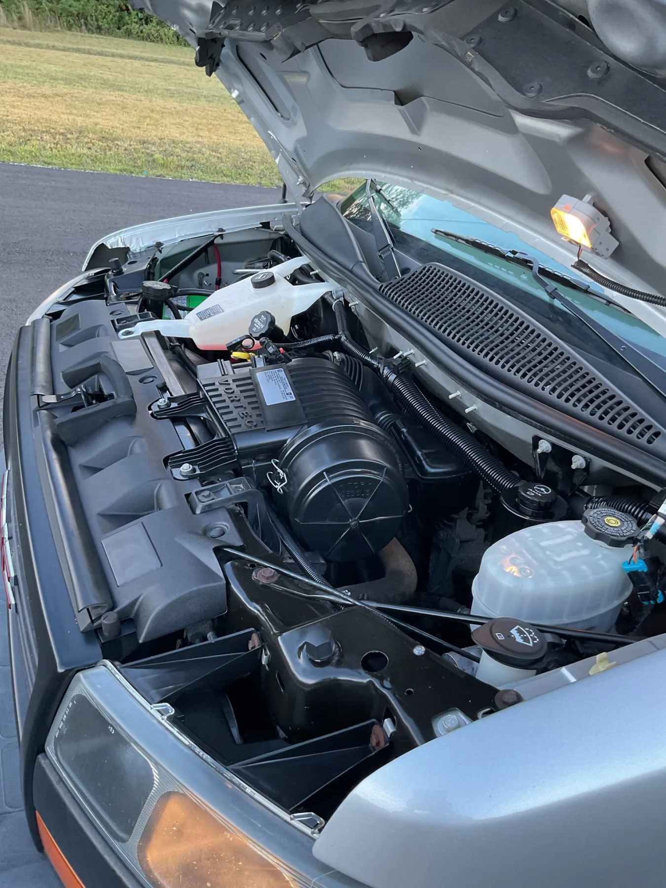 Used 2020 GMC Savana 3500 w/ Driver Convenience Package image 14