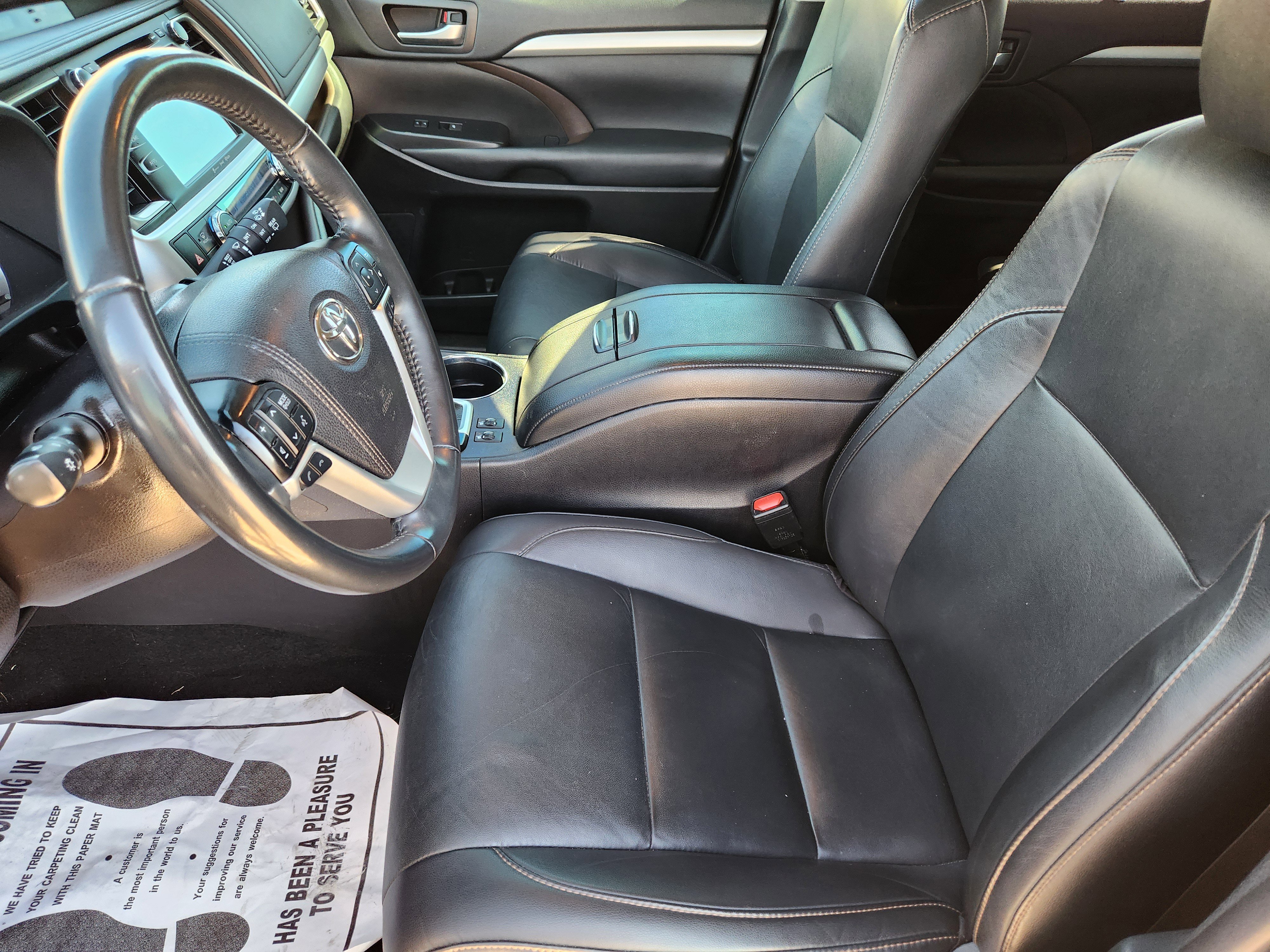 Used 2019 Toyota Highlander XLE image 13