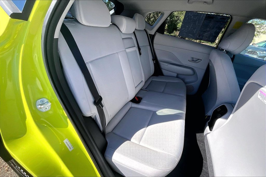Used 2025 Hyundai Kona SEL FWD image 28