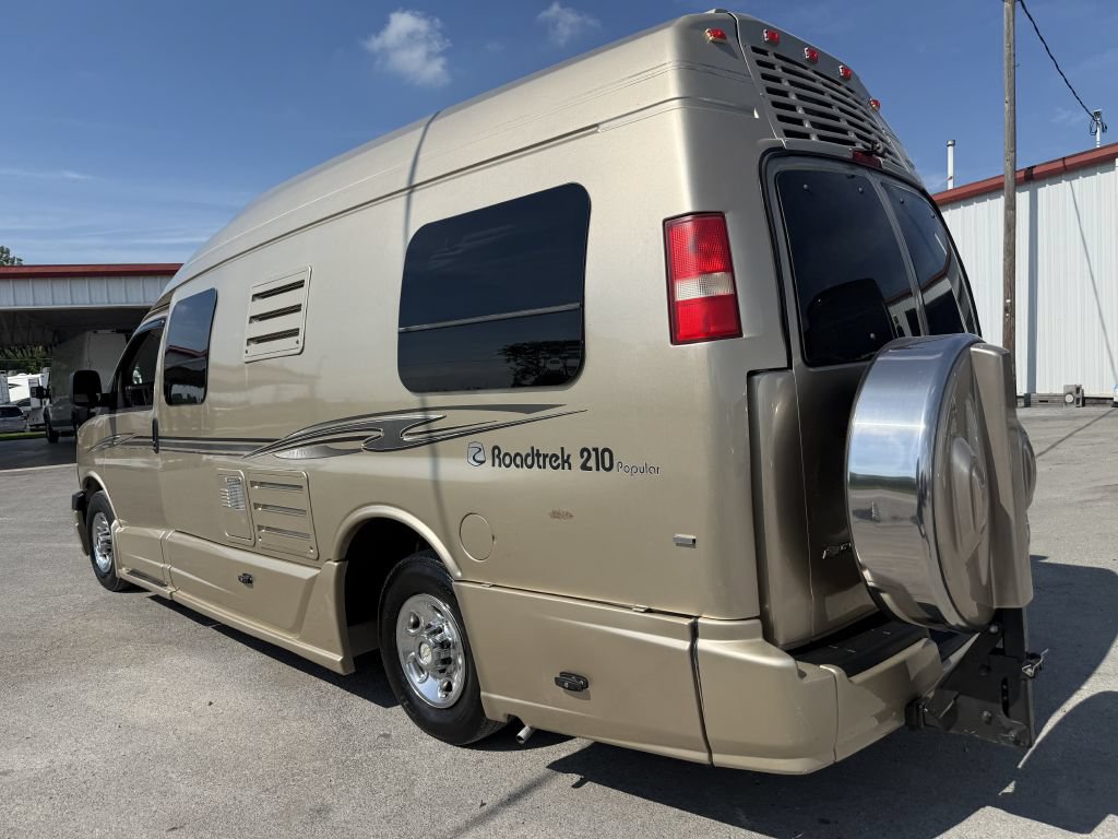 Used 2012 Chevrolet Express 3500 Extended w/ Power Package RWD image 25