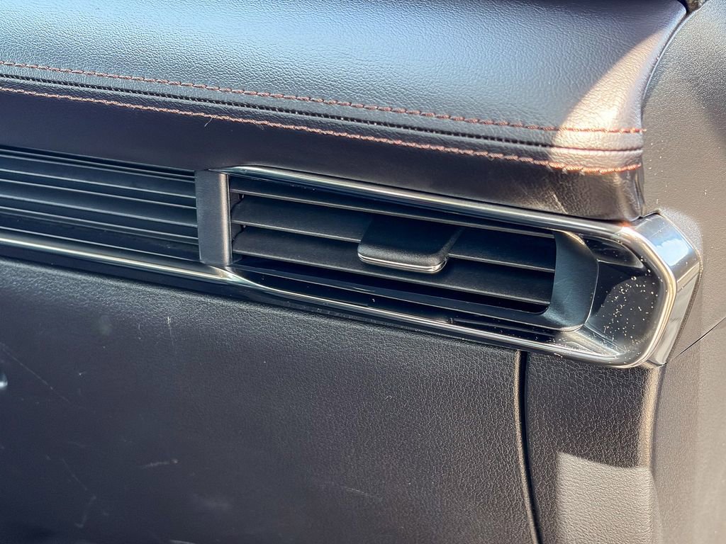 Used 2025 MAZDA MAZDA3 s image 36