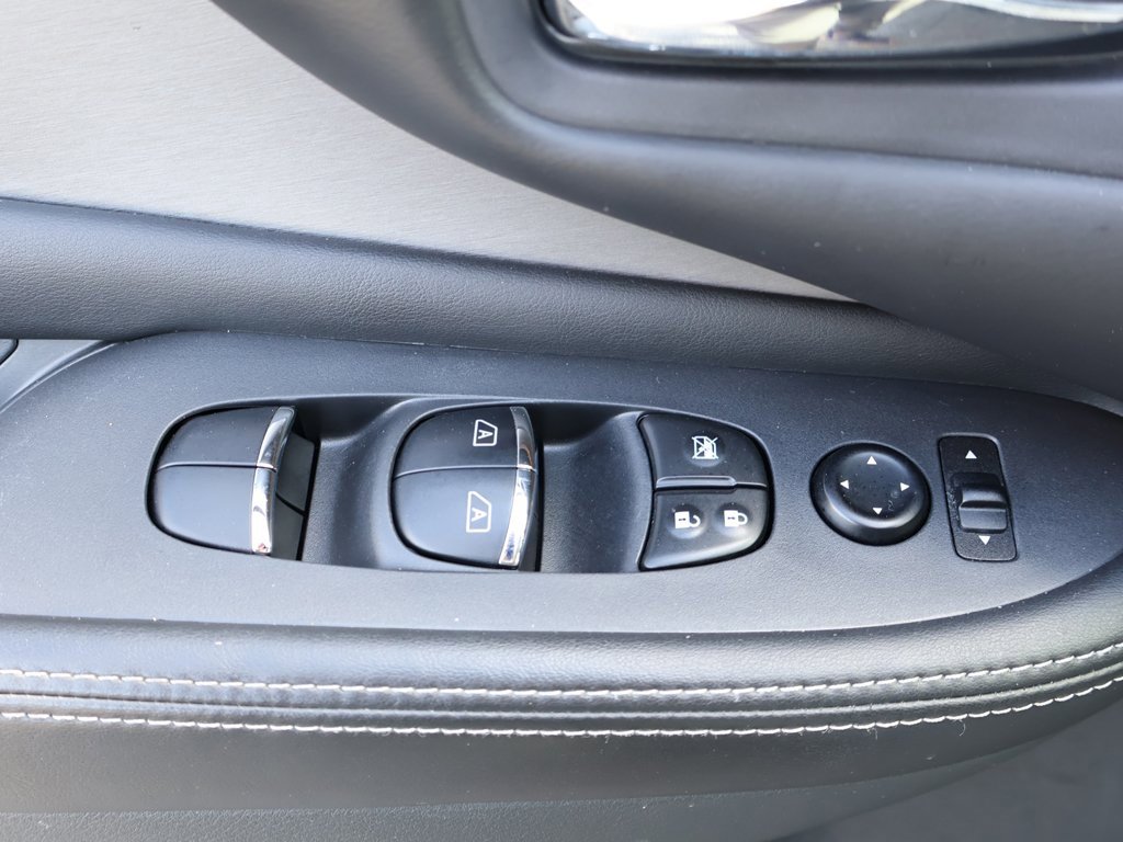 Used 2020 Nissan Murano SL w/ Cargo Package image 43