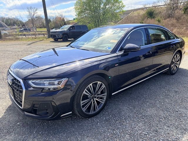 Used 2024 Audi A8 L 3.0T image 1