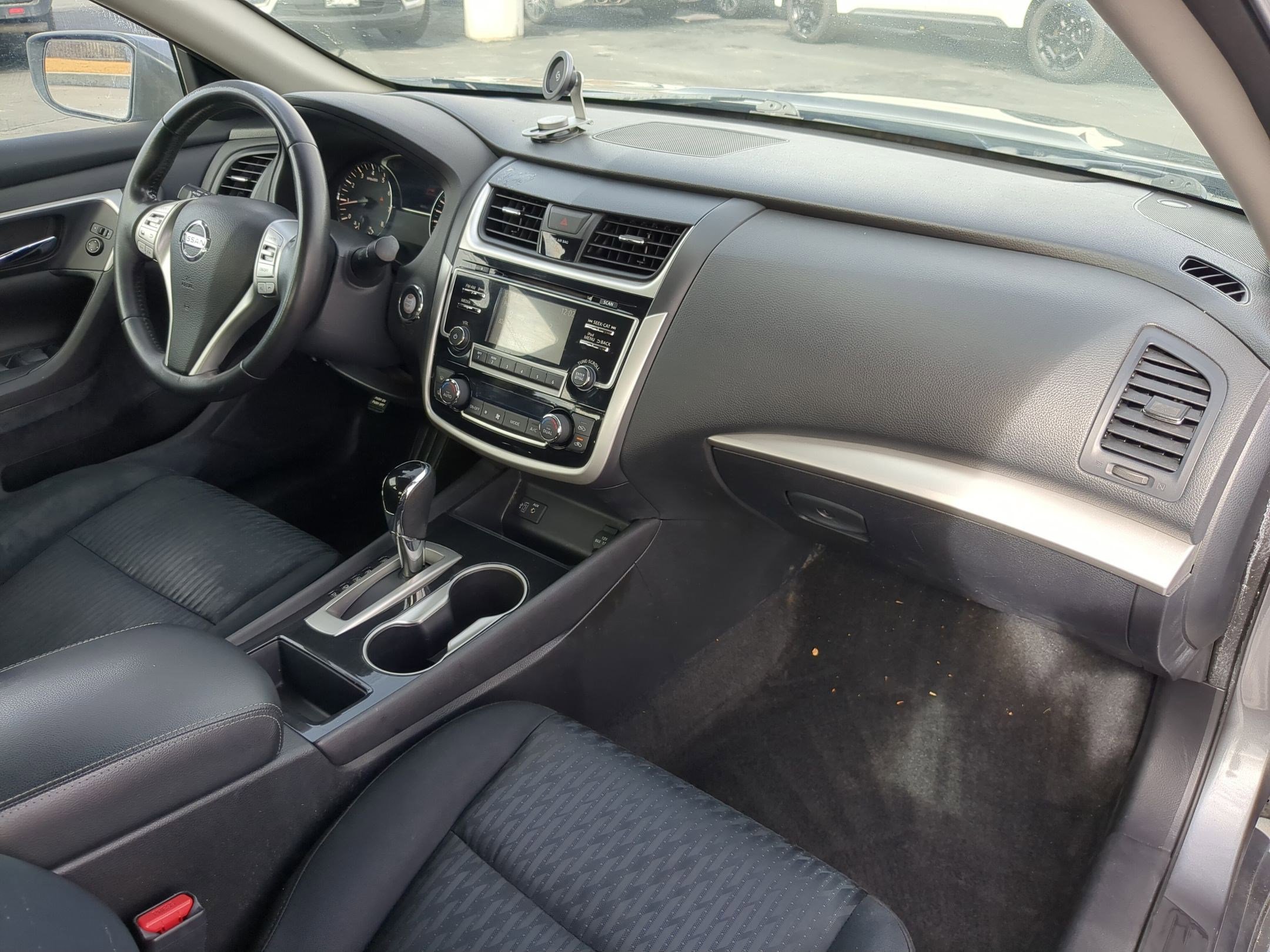 Used 2018 Nissan Altima 2.5 SV image 27