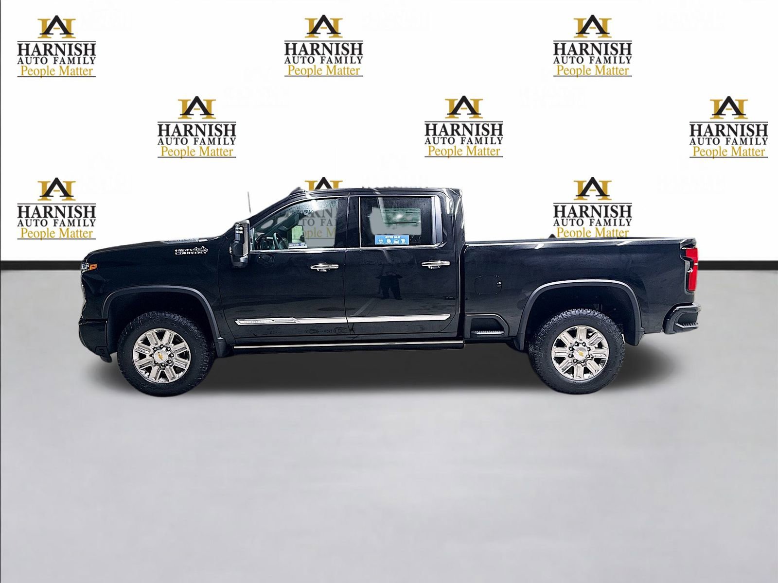 New 2026 Chevrolet Silverado 3500 High Country w/ Technology Package image 11