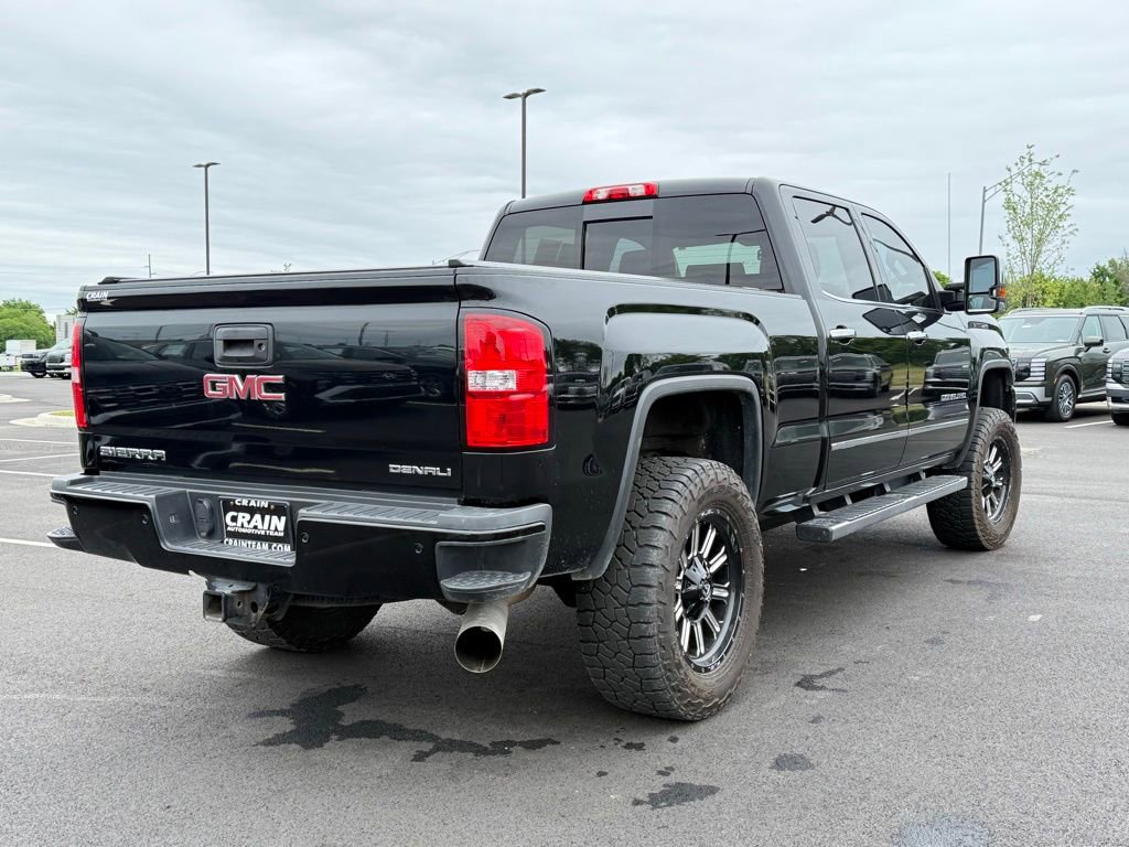 Used 2015 GMC Sierra 3500 Denali w/ Duramax Plus Package AWD/4WD image 5