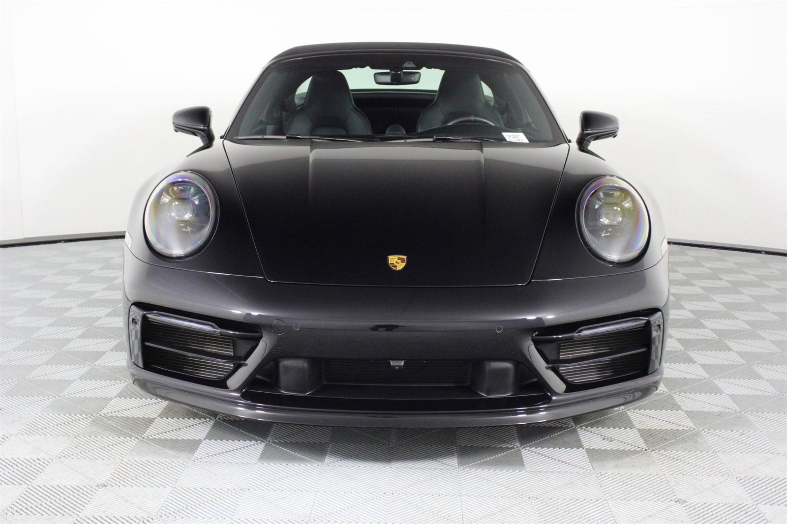 Used 2022 Porsche 911 Targa 4 GTS image 10