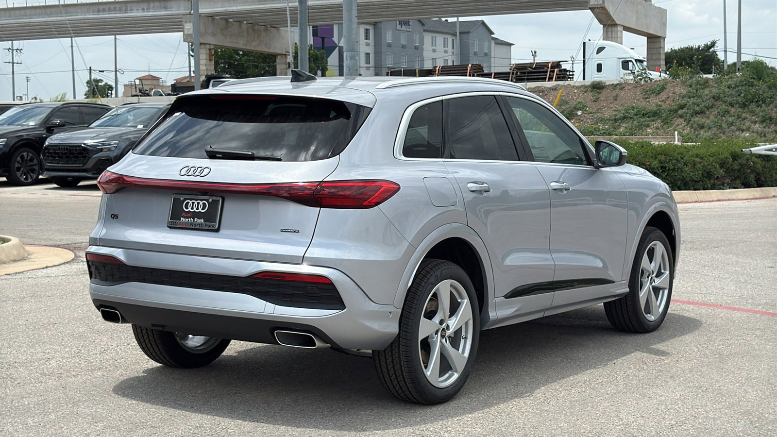 New 2026 Audi Q5 Premium Plus AWD/4WD image 3