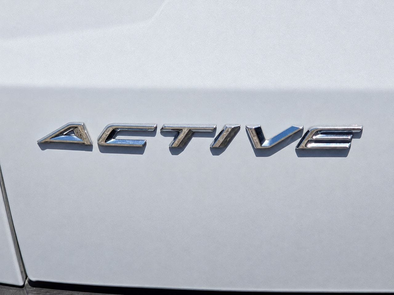 Used 2025 Ford Escape Active w/ Tech Pack #1 AWD/4WD image 8