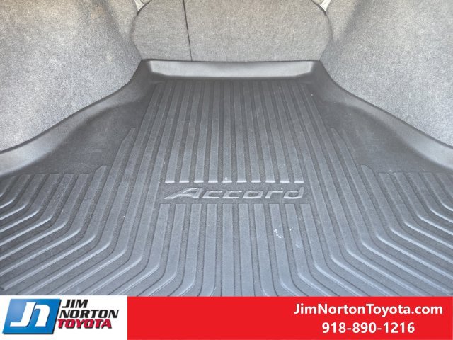 Used 2016 Honda Accord EX-L image 33