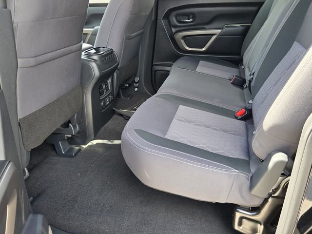 Used 2024 Nissan Titan SV w/ SV Bronze Edition Package image 11