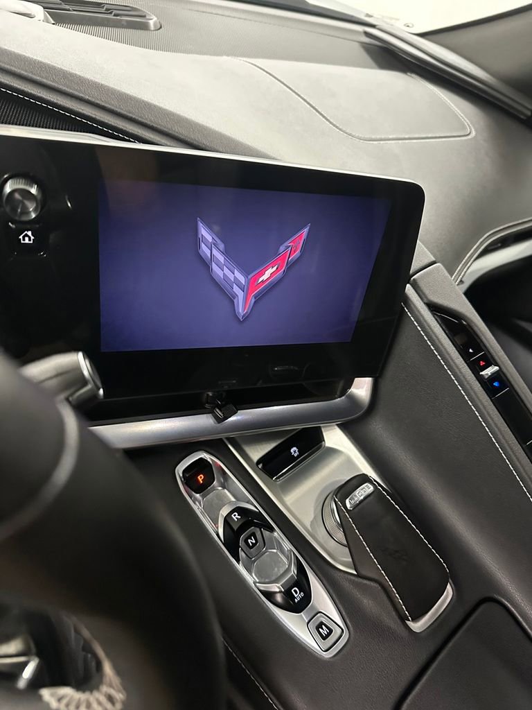 Used 2024 Chevrolet Corvette Stingray Coupe w/ Z51 Performance Package image 18