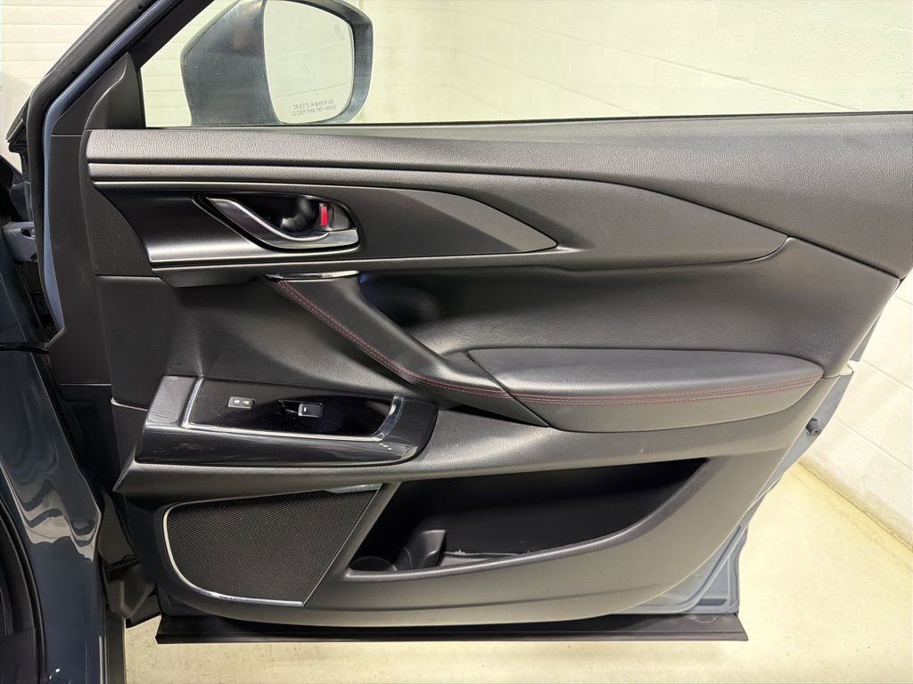 Used 2023 MAZDA CX-9 Carbon Edition AWD/4WD image 27