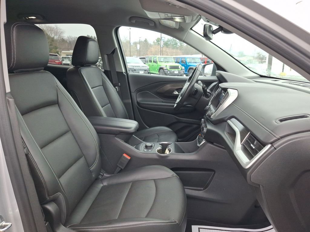 Used 2022 GMC Terrain SLT image 12