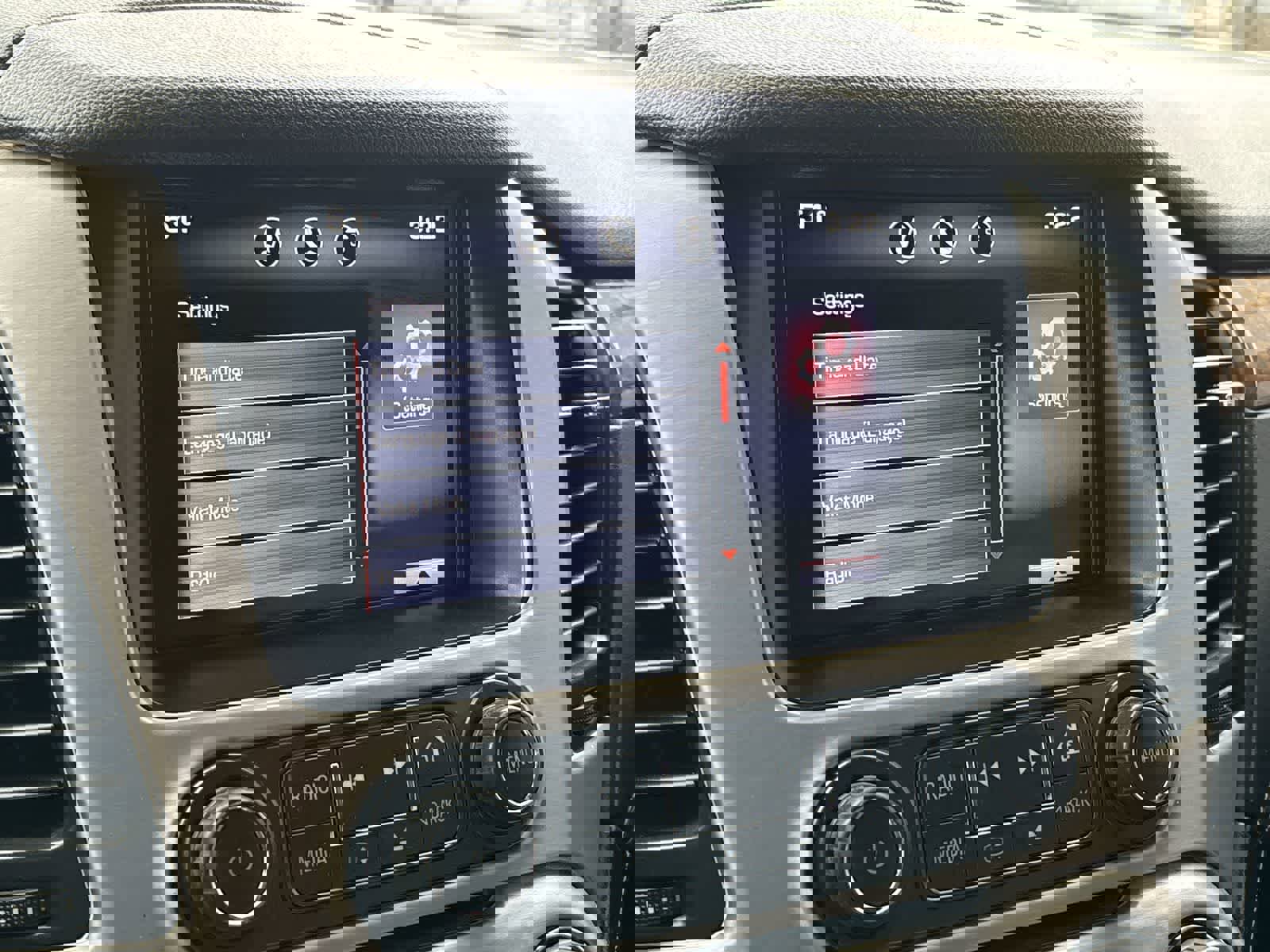 Used 2015 GMC Yukon Denali w/ Open Road Package image 18