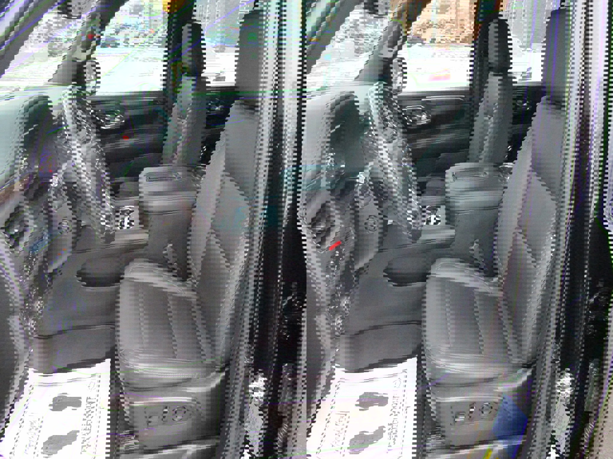 Used 2022 Chevrolet Tahoe Z71 w/ Luxury Package AWD/4WD image 14