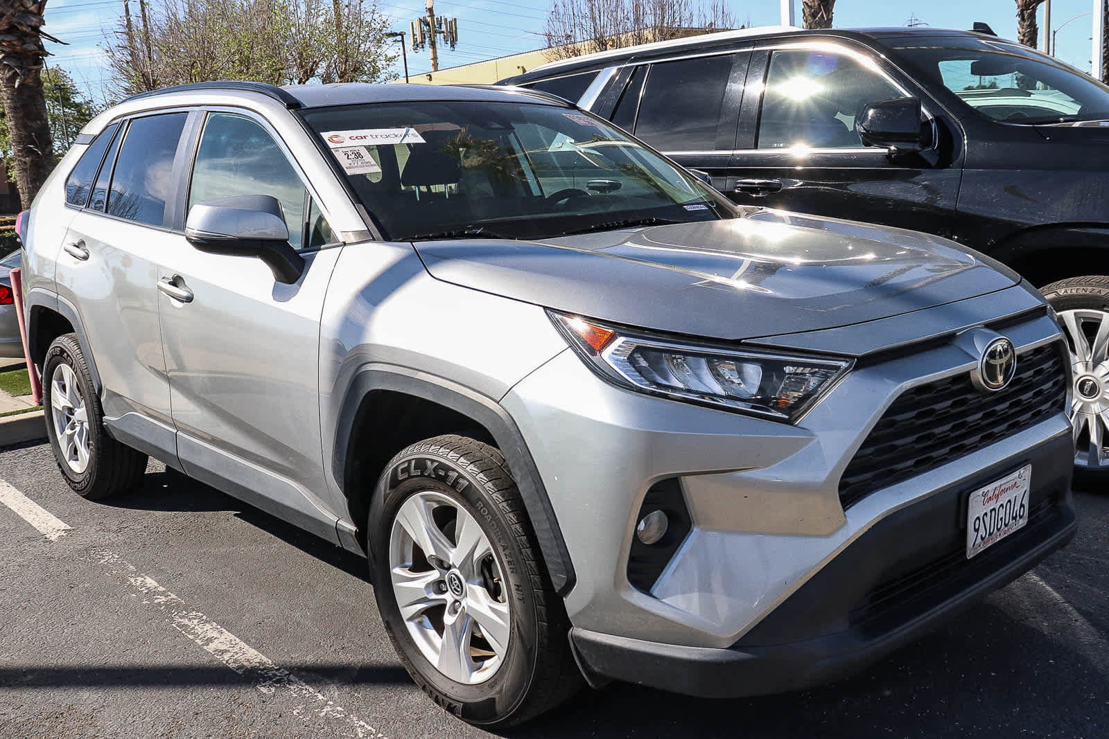 Used 2020 Toyota RAV4 XLE image 5