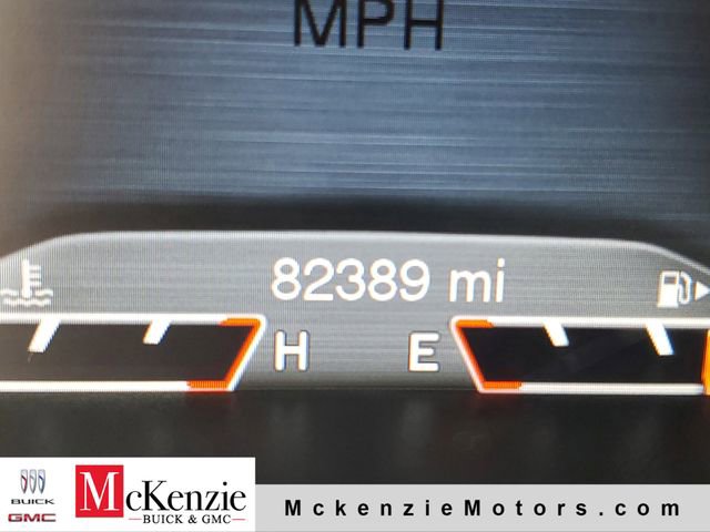 Used 2016 Jeep Cherokee Overland w/ Technology Group AWD/4WD image 14