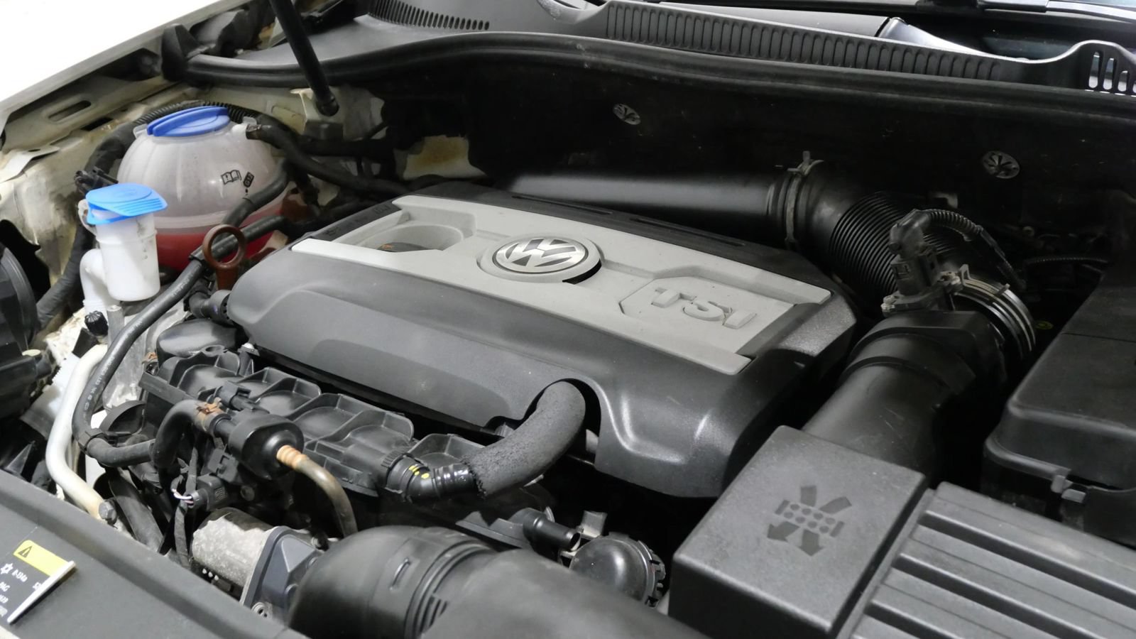 Used 2013 Volkswagen GTI 4-Door FWD image 22