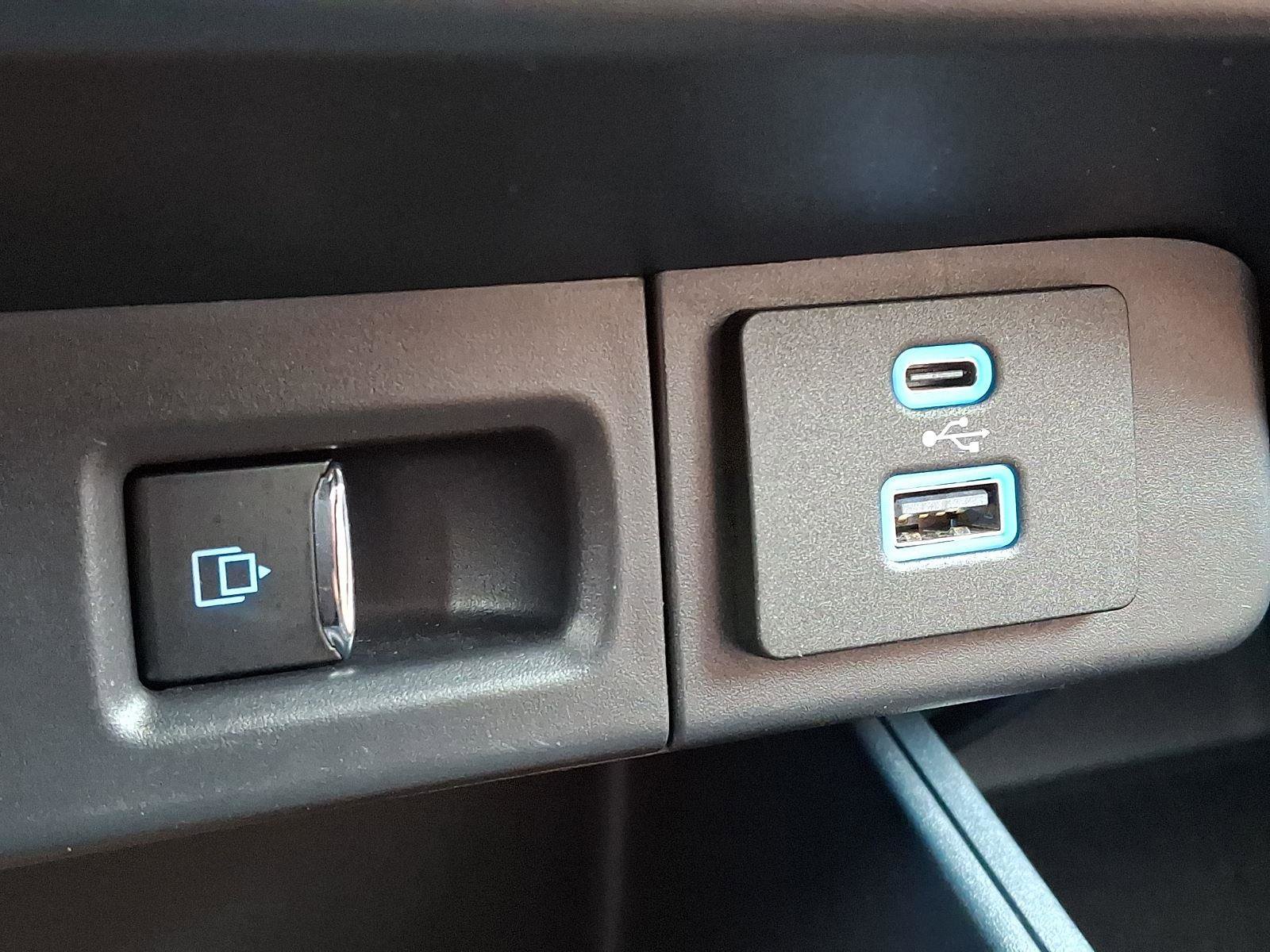 Used 2024 Ford Maverick Lariat w/ 4K Tow Package image 42