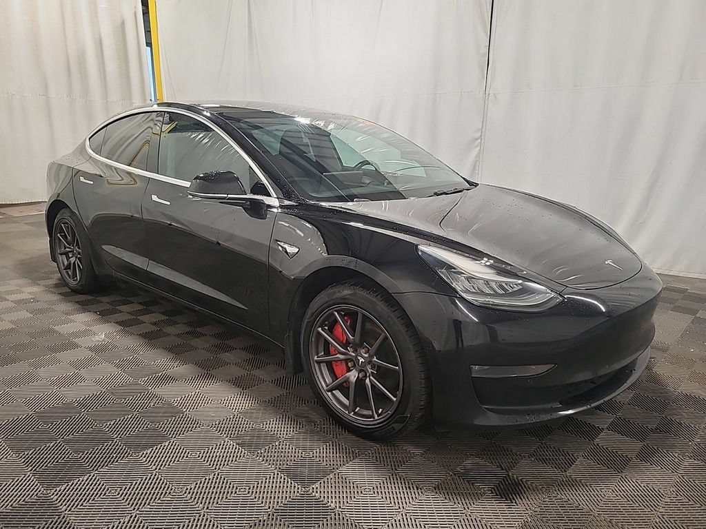Used 2019 Tesla Model 3 Mid Range RWD image 3