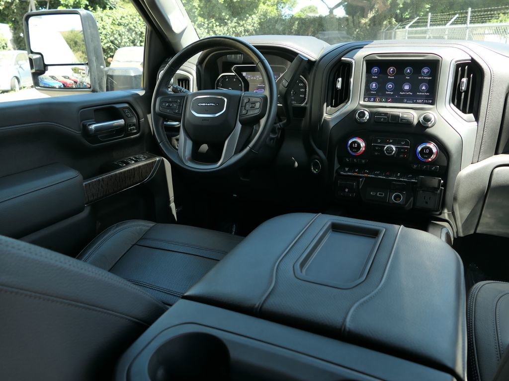 Used 2021 GMC Sierra 3500 Denali w/ Denali Ultimate Package image 24