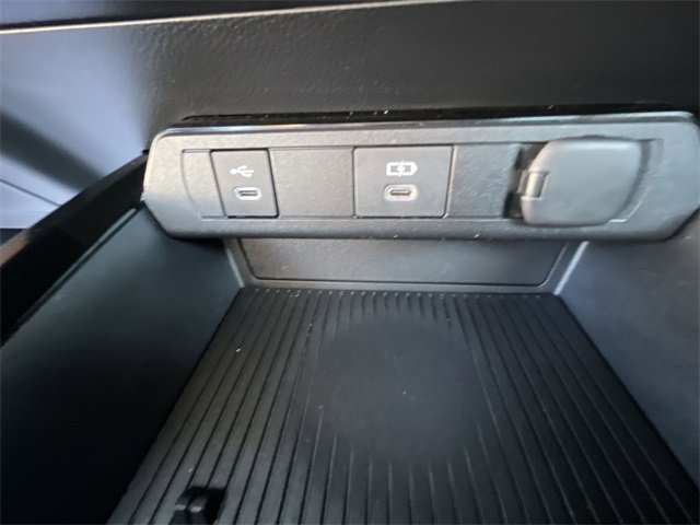 Used 2023 Toyota Prius LE image 29