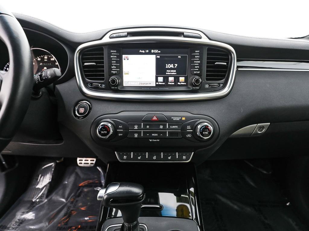 Used 2018 Kia Sorento SX AWD/4WD image 16