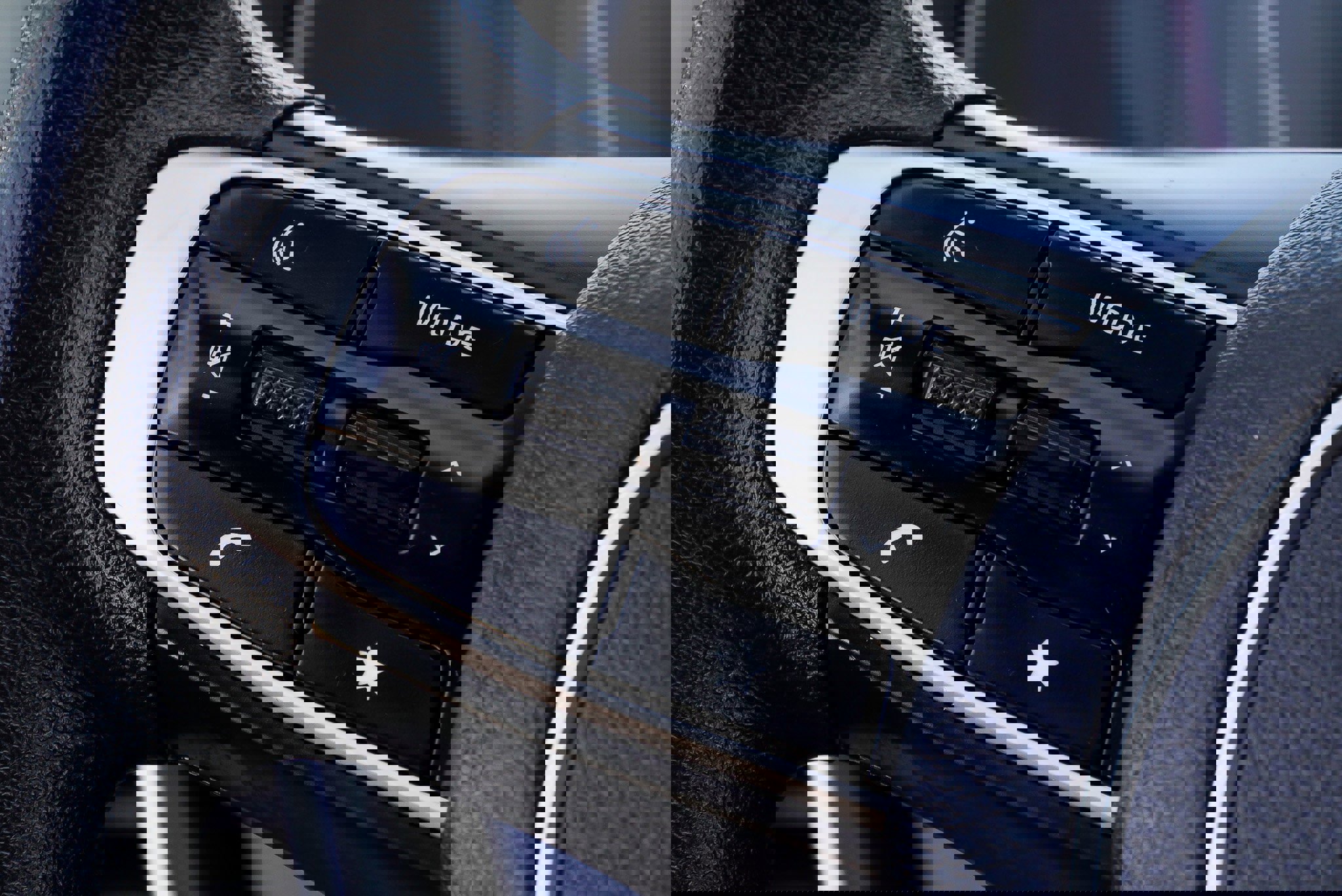 Used 2025 Kia Sportage LX image 31