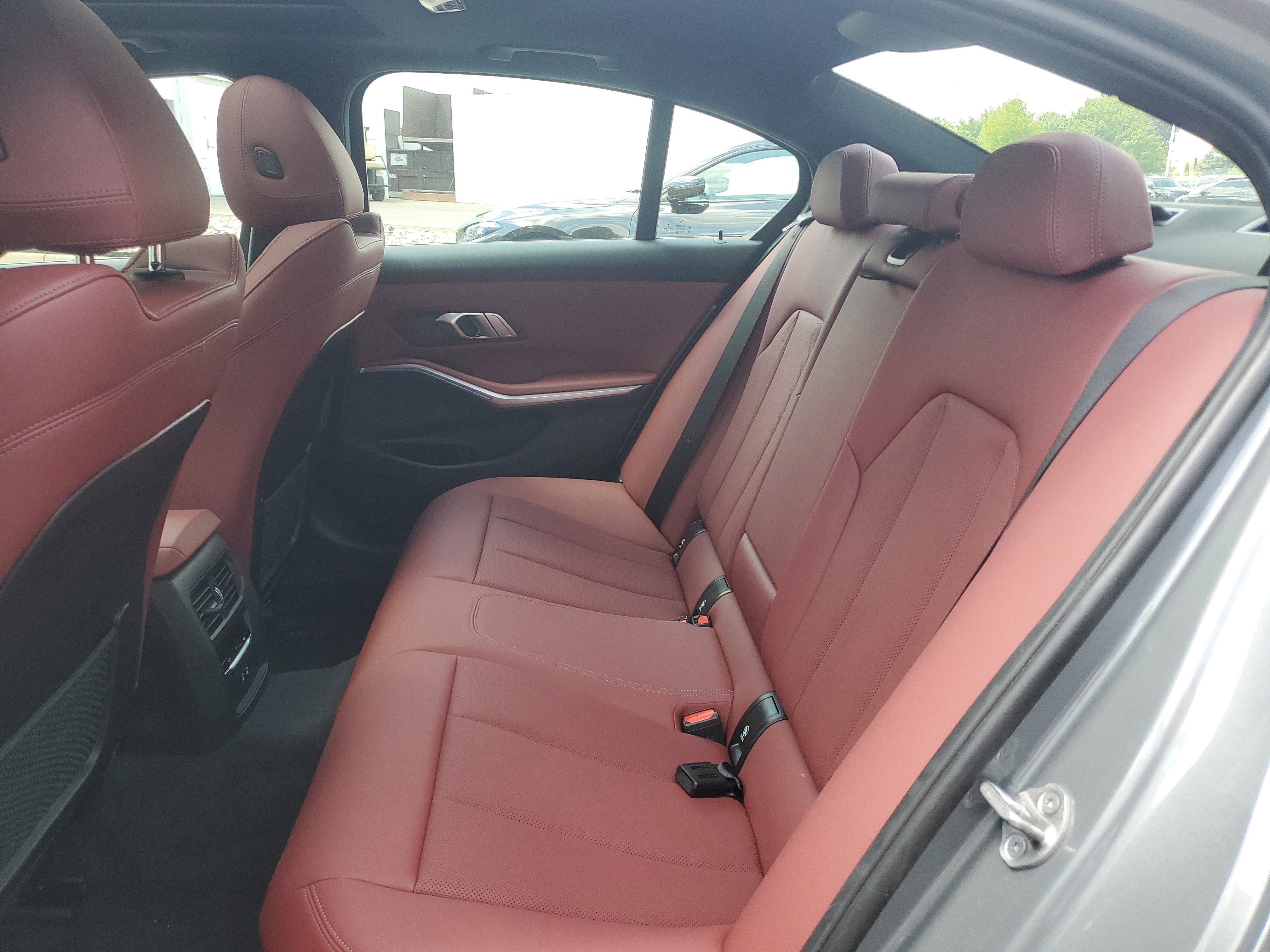 Certified 2023 BMW 330e xDrive w/ M Sport Package AWD/4WD image 22