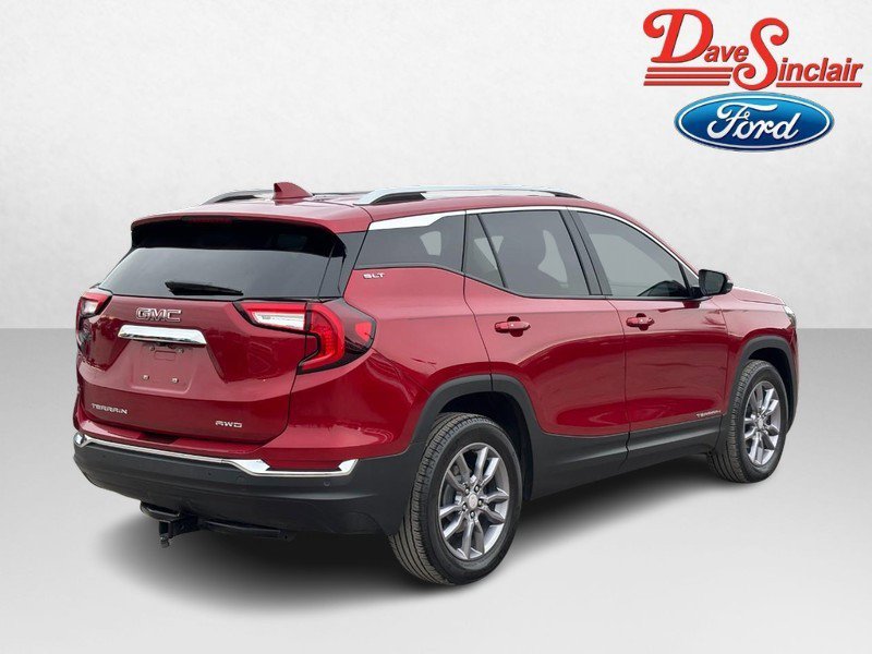 Used 2023 GMC Terrain SLT w/ Tech Package AWD/4WD image 7