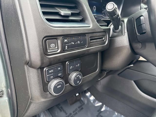 Used 2023 Chevrolet Suburban LT image 26