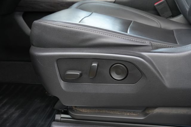 Used 2023 Chevrolet Silverado 1500 LTZ AWD/4WD image 12