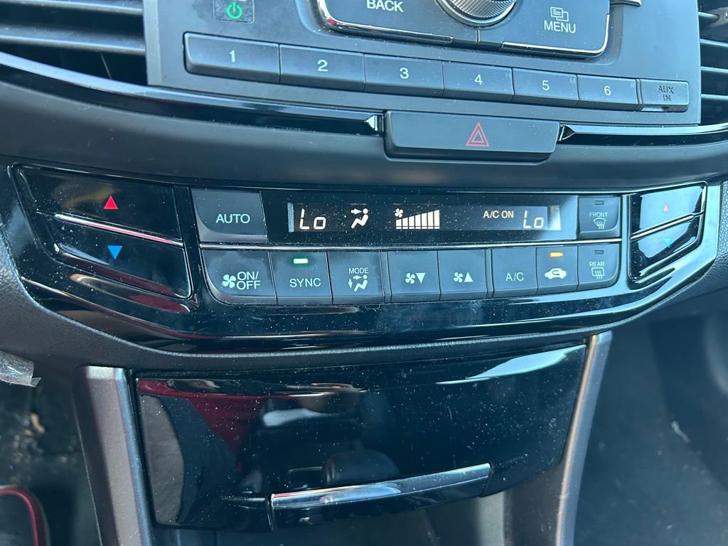 Used 2017 Honda Accord Sport image 29