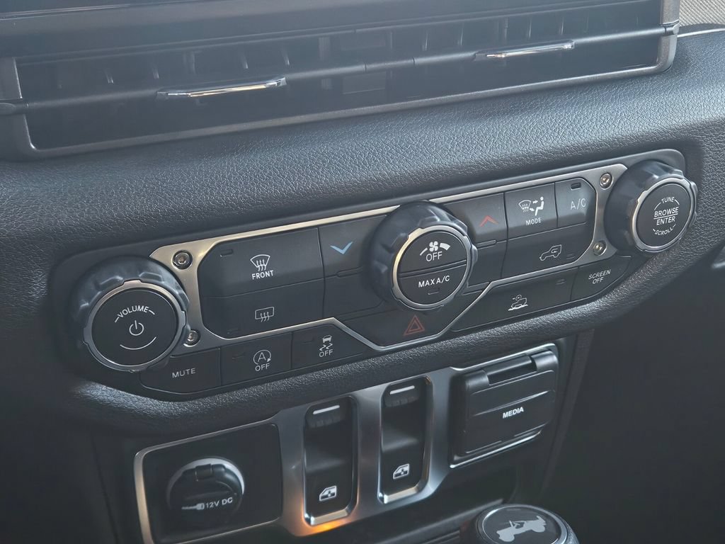 New 2026 Jeep Wrangler Sport AWD/4WD image 18
