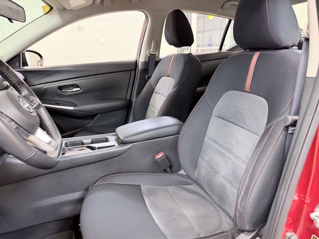 Used 2024 Nissan Sentra SR FWD image 14